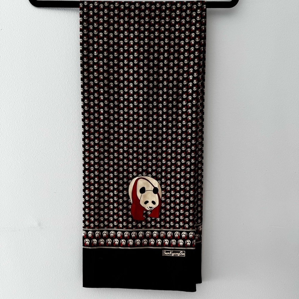 Silk Panda Print Scarf – 🐼 Sun Kyung Sa -Black, White & Red - Picture 5 of 7